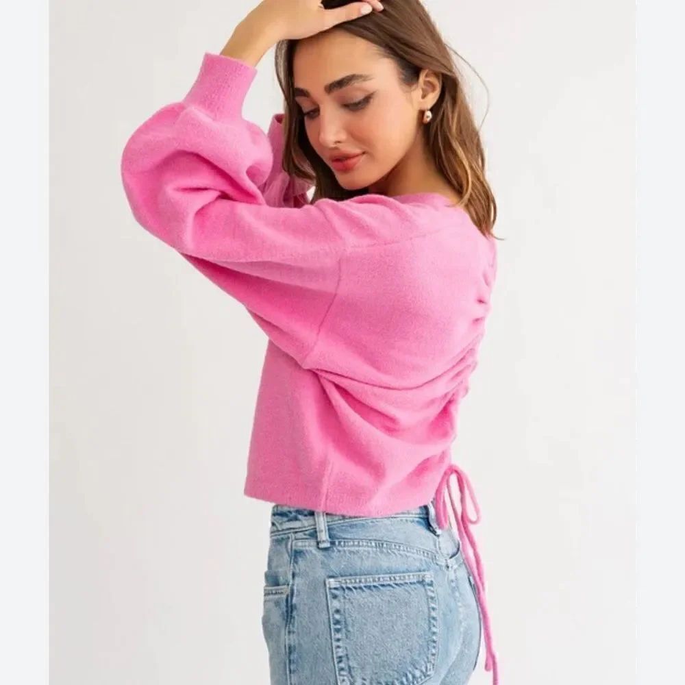 Le Lis Comfortable Fuzzy Sweater with Back Ruching Pink Women’s Medium